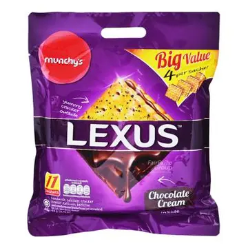 Munchys Lexus Sandwich Cracker Choco pack